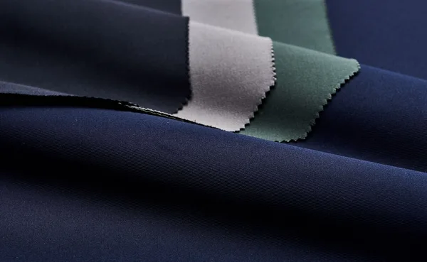 Kaloian – 33% Baumwolle, 67% Polyester