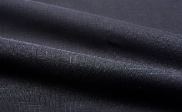 Praga – 50% Baumwolle, 50% Polyester, 250 g/m²