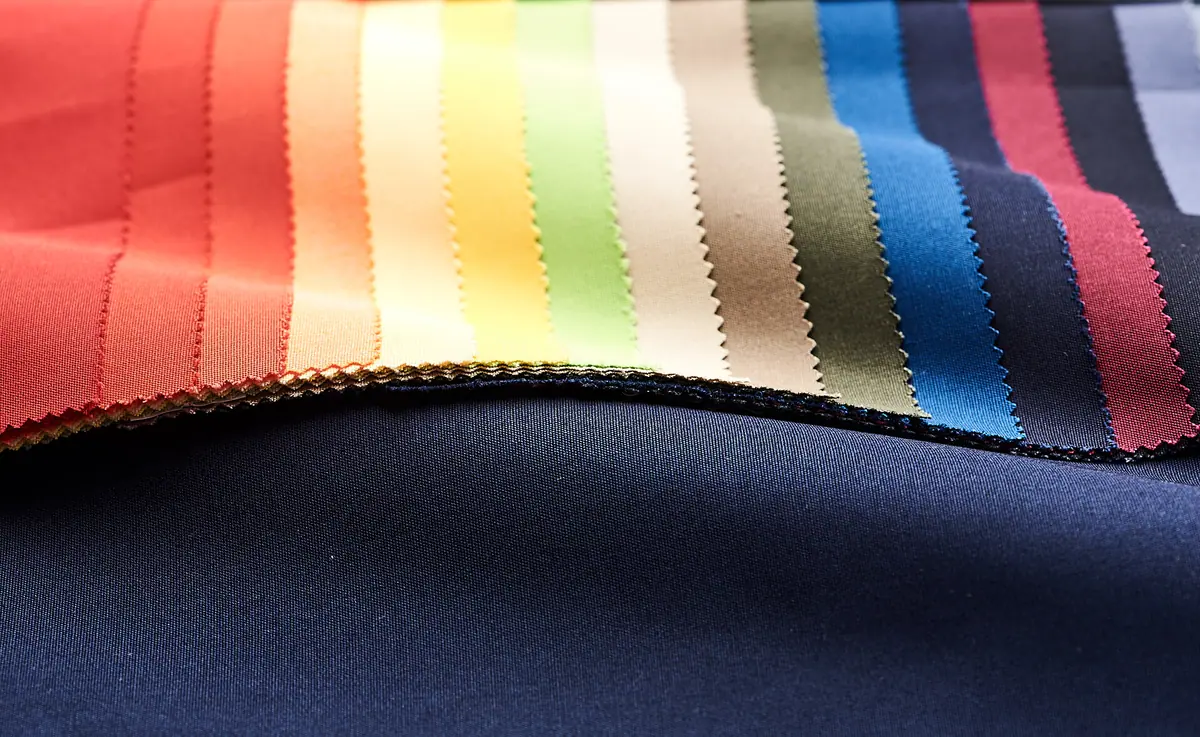 Robert – 33% Baumwolle, 67% Polyester, 230 g/m² (Ansicht 1)