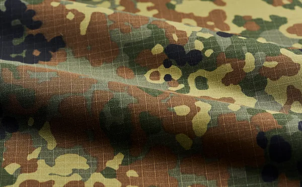 Savoia – 50% Baumwolle, 50% Polyester, 250 g/m²