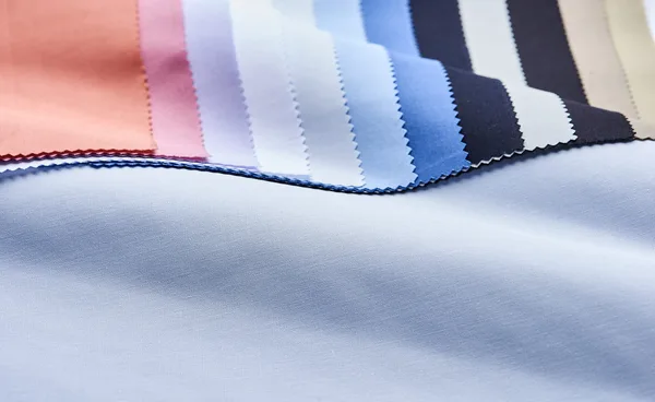 Victory – 45% Polyester, 55% Baumwolle, 115 g/m²